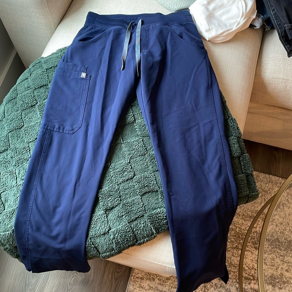 FIGS scrub pants